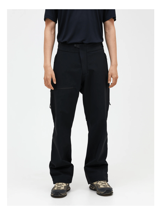 Men Ascent Softshell Pants Black model Men Ascent Softshell Pants Black model